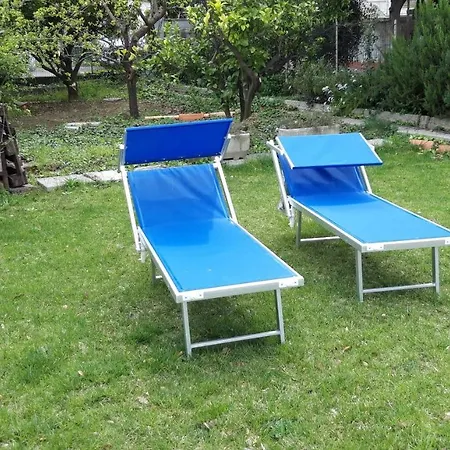 Garden Bed & Breakfast