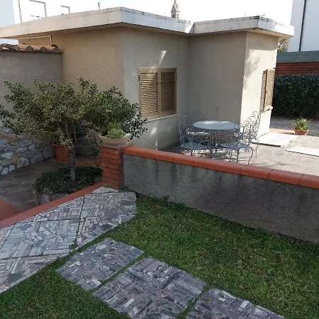 Garden Bed & Breakfast
